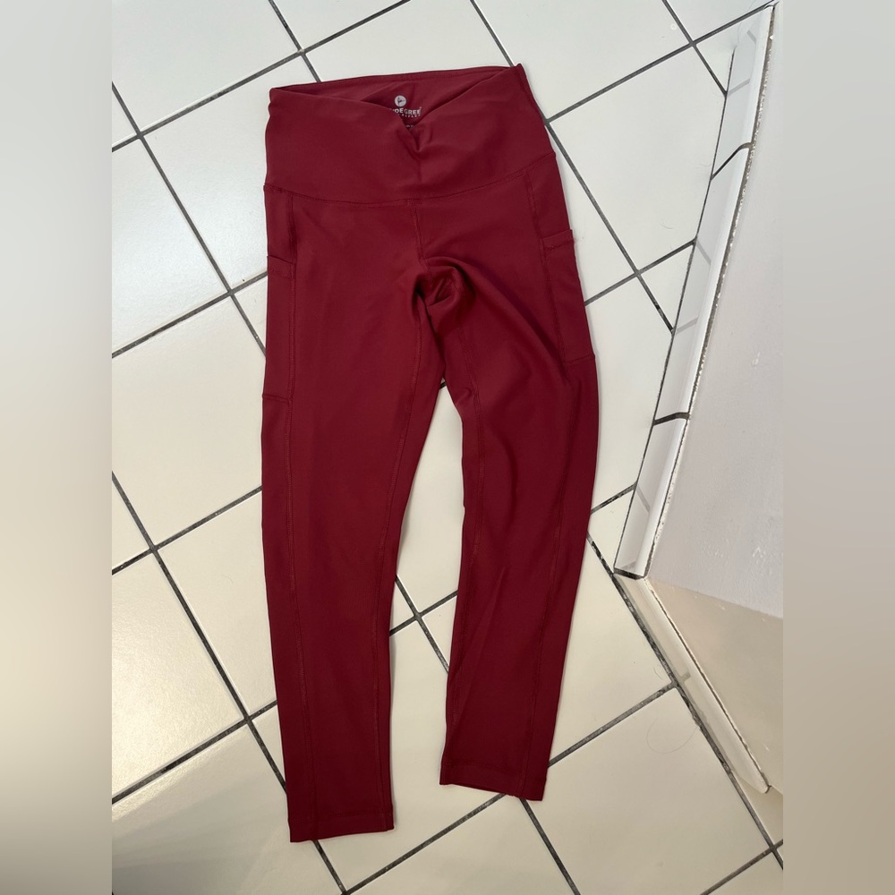 Reflex Women's Burgundy Leggings
